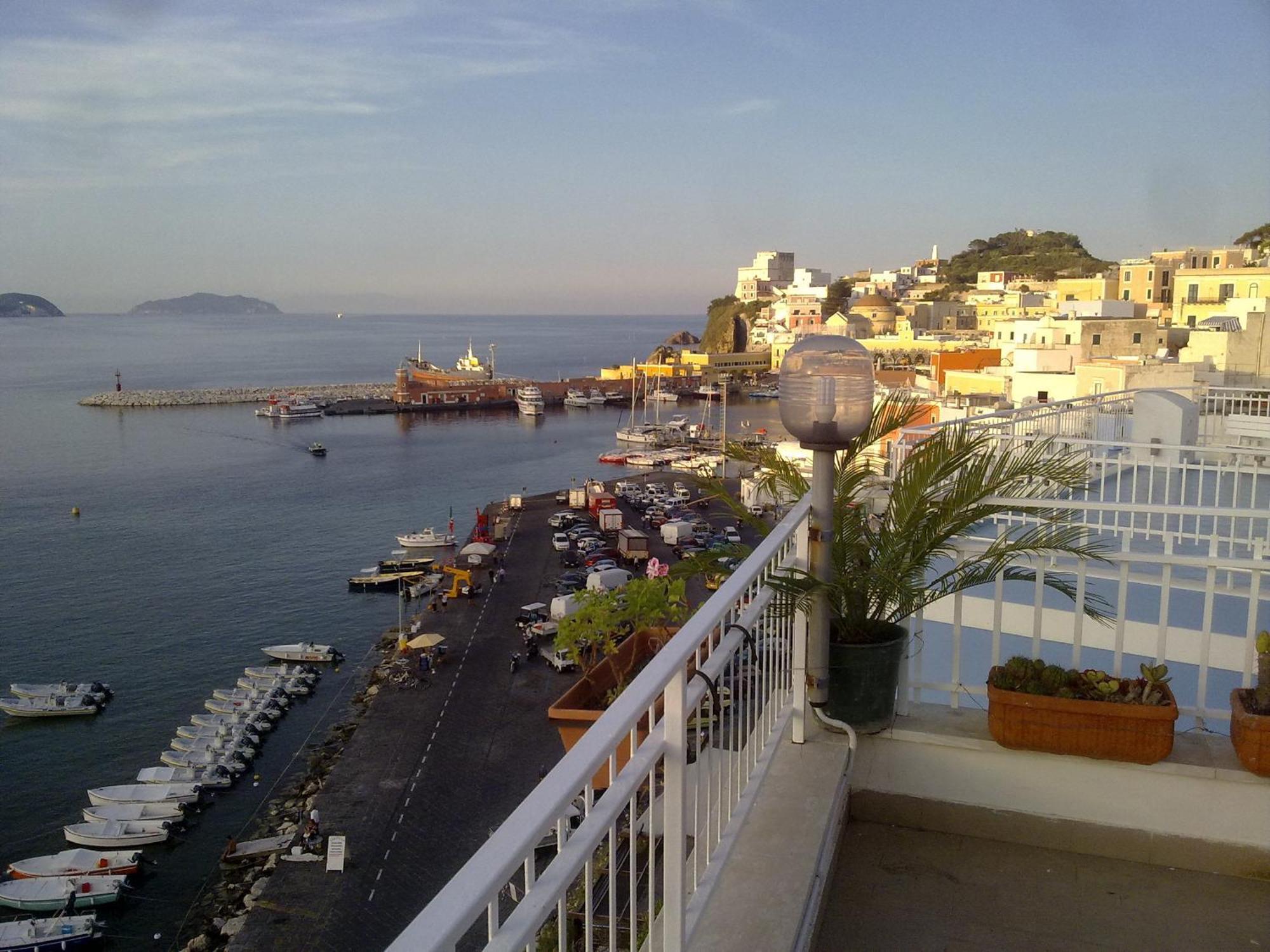 Hotel La Baia 3*